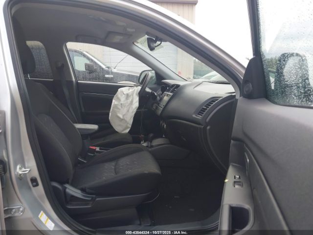 2021 MITSUBISHI OUTLANDER SPORT JA4APUAU2MU034443 Photo 4