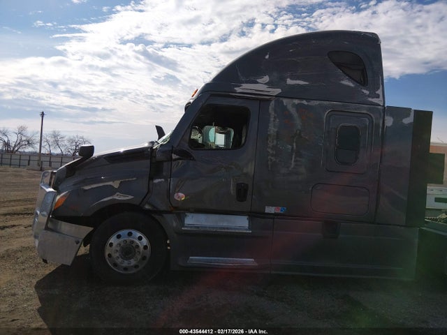 Продаж на аукціоні авто 2023 Freightliner New Cascadia 126, vin: 3AKJHHDR1PSUK1137, номер лоту: 43544412