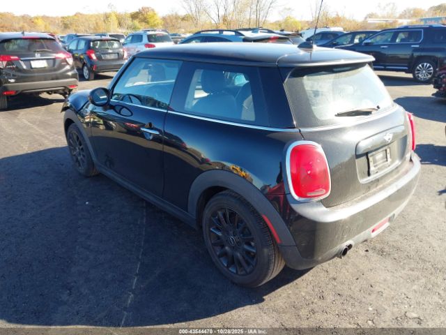 2017 MINI HARDTOP WMWXP5C39H2G61023 Photo 2