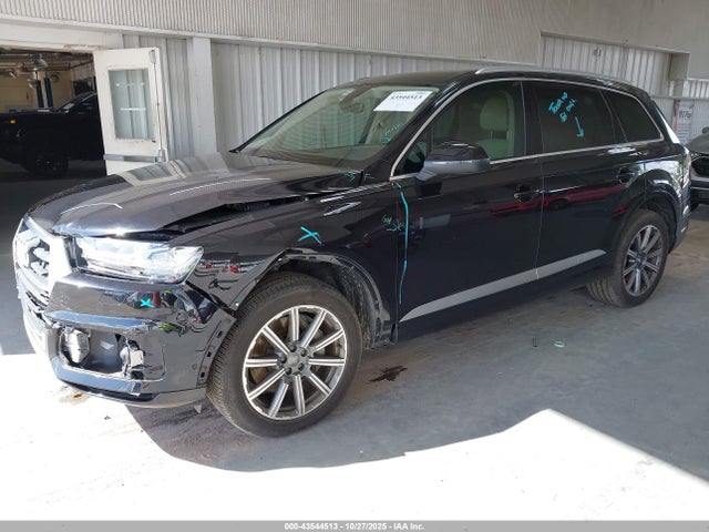 2019 AUDI Q7 WA1LAAF72KD021829 Photo 1
