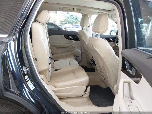 2019 AUDI Q7 WA1LAAF72KD021829 Photo 7