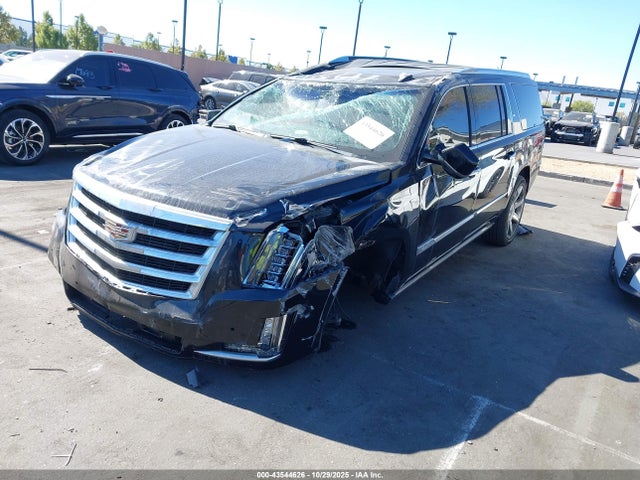 2016 CADILLAC ESCALADE ESV 1GYS3JKJ1GR299946 Photo 1