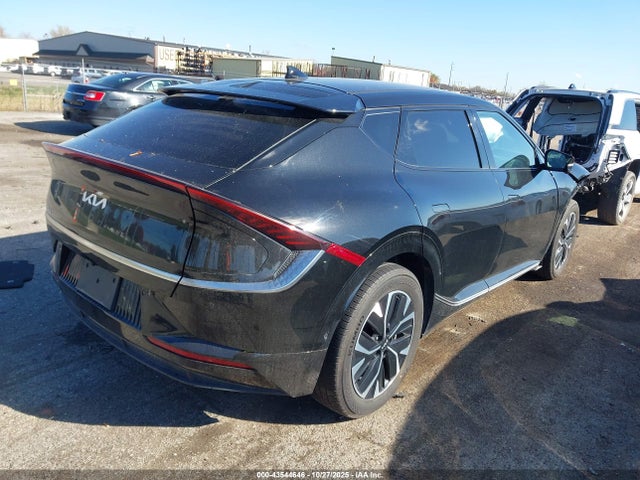 KNDC3DLC6N5084689 KIA Ev6 Wind