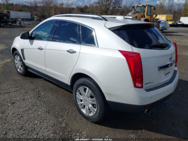 2015 CADILLAC SRX 3GYFNEE37FS572187 Photo 2