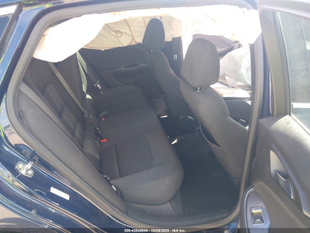 Chevrolet MALIBU LT 2022 1G1ZD5ST9NF181175 Image 8