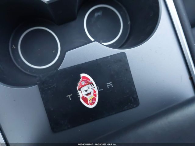 2023 TESLA MODEL Y 7SAYGDEE0PF929050 Photo 10