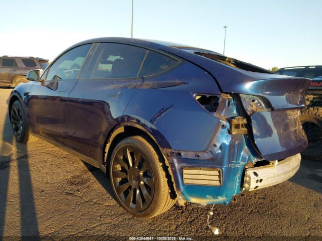 2023 TESLA MODEL Y 7SAYGDEE0PF929050 Photo 2