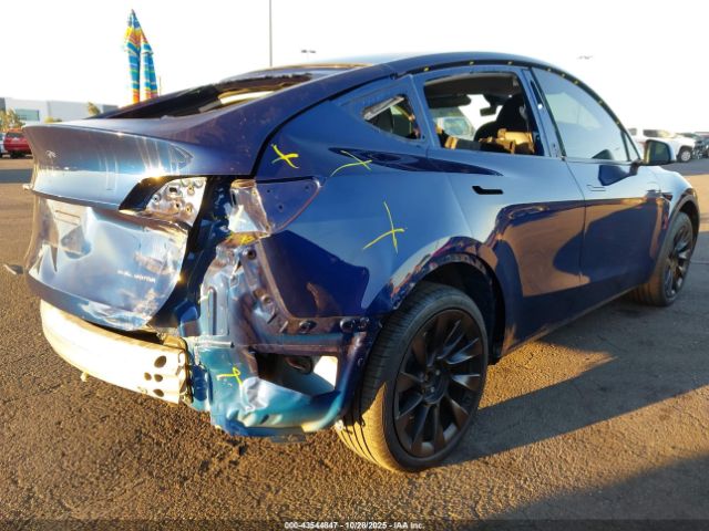 2023 TESLA MODEL Y 7SAYGDEE0PF929050 Photo 3
