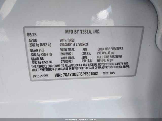 2023 TESLA MODEL Y 7SAYGDEF6PF801002 Photo 8