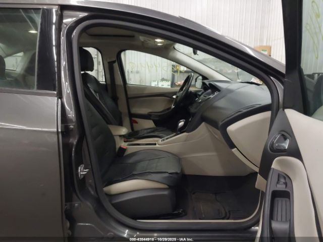 2015 FORD FOCUS 1FADP3F29FL348626 Photo 4
