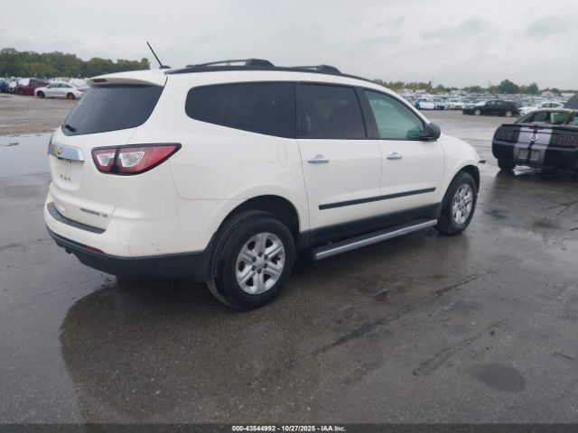 2015 CHEVROLET TRAVERSE 1GNKRFKD1FJ170153 Photo 3