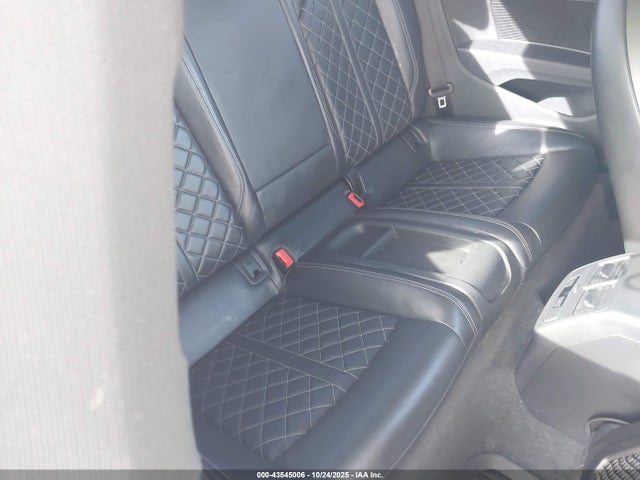 2018 AUDI S5 WAUR4AF50JA010458 Photo 7