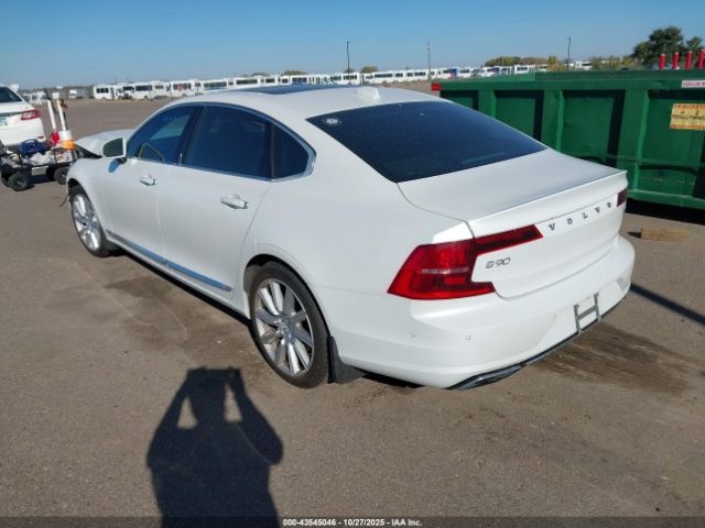 2018 VOLVO S90 LVY992ML7JP008840 Photo 2