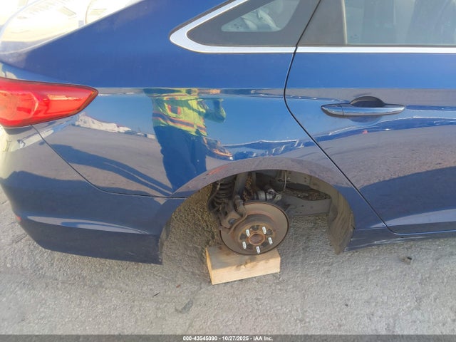 Hyundai Sonata 2017 5NPE24AF0HH576325 Image 13