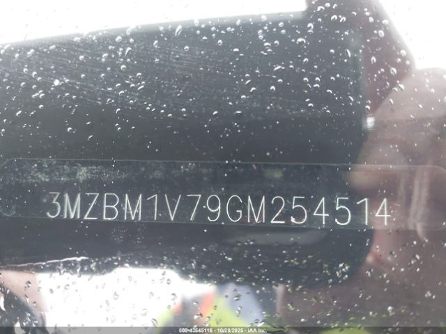 2016 MAZDA MAZDA3 3MZBM1V79GM254514 Photo 8