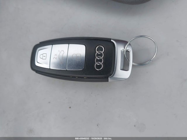 WAUL2AF27KN082057 Audi A6 55 Premium