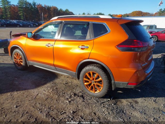 2018 NISSAN ROGUE 5N1AT2MV1JC791583 Photo 2