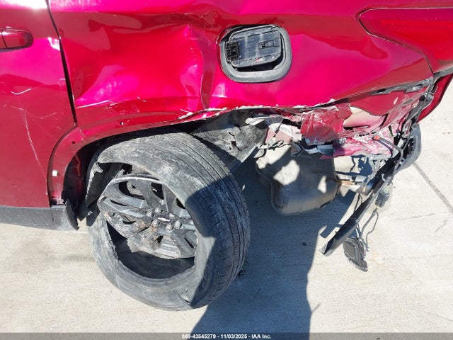 1GNERJKX5JJ264183 Chevrolet Traverse Rs