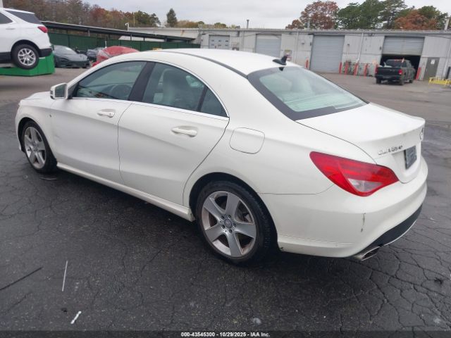 2016 MERCEDES-BENZ CLA 250 WDDSJ4EBXGN332294 Photo 2