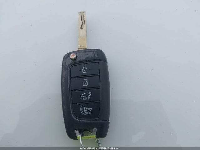Продажа на аукционе авто 2021 Hyundai Accent Se, vin: 3KPC24A66ME147115, номер лота: 43545316