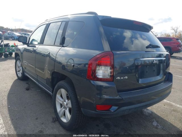 2014 JEEP COMPASS 1C4NJDEB5ED788746 Photo 2