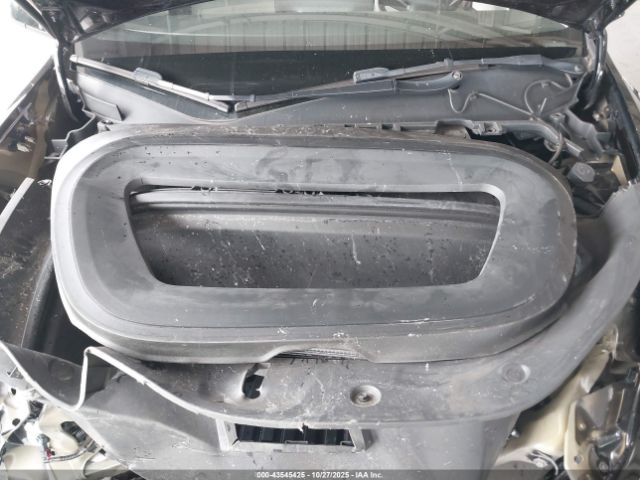 2022 TESLA MODEL Y 7SAYGDEE1NF328579 Photo 9