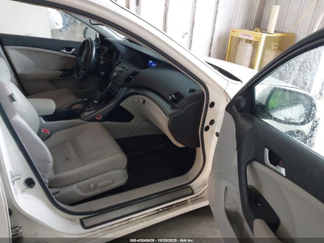 2011 ACURA TSX JH4CW2H59BC002241 Photo 4