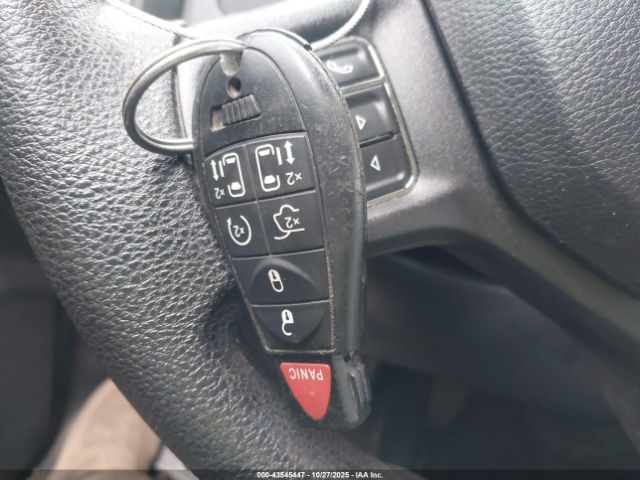 2016 RAM 1500 1C6RR6KT1GS195023 Photo 10