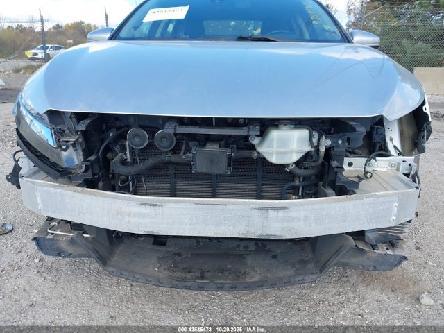 JHMZC5F32JC001355 Honda Clarity Plug-in Hybrid Touring