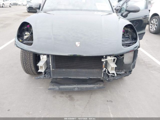 2016 PORSCHE MACAN WP1AB2A56GLB43806 Photo 5