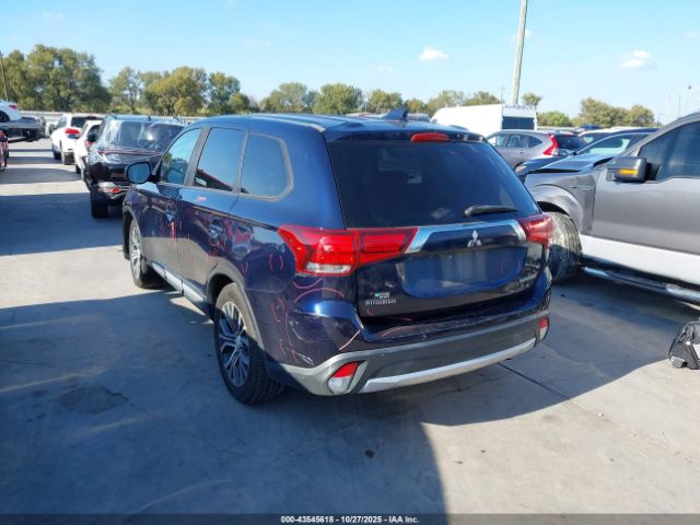 2018 MITSUBISHI OUTLANDER JA4AD2A37JZ038667 Photo 2