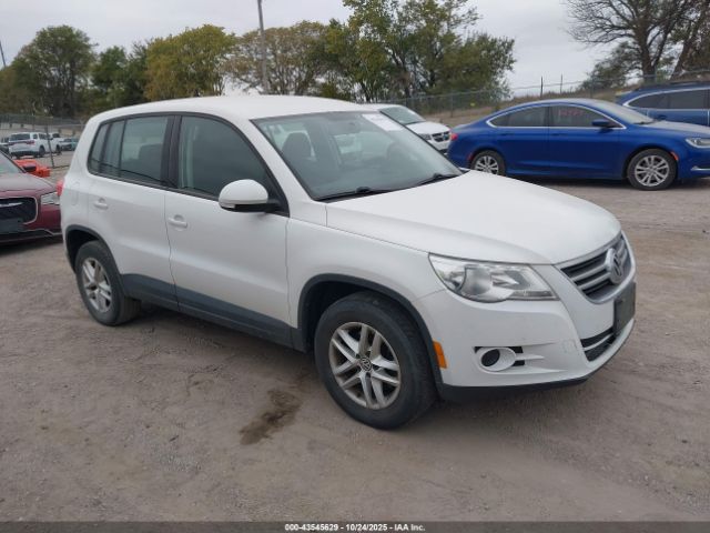 2011 VOLKSWAGEN TIGUAN WVGAV7AX4BW560433
