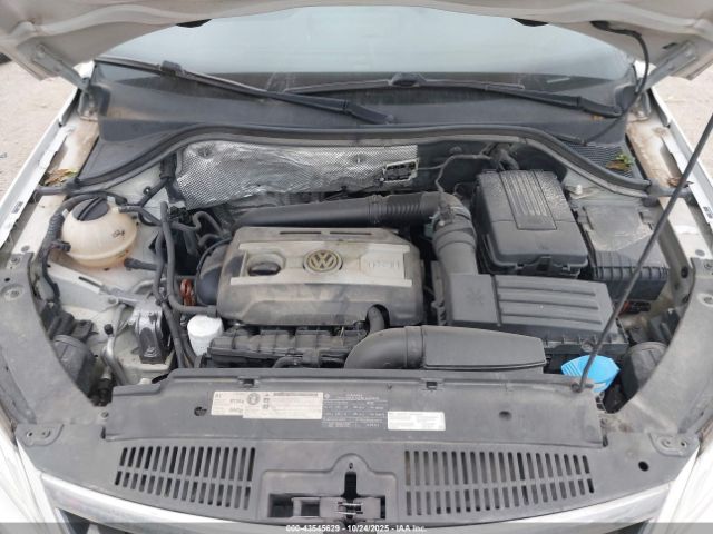 2011 VOLKSWAGEN TIGUAN WVGAV7AX4BW560433 Photo 9