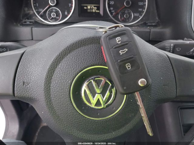 2011 VOLKSWAGEN TIGUAN WVGAV7AX4BW560433 Photo 10