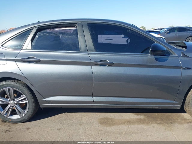 3VWC57BU8KM111030 Volkswagen Jetta 1.4t R-line/1.4t S/1.4t Se