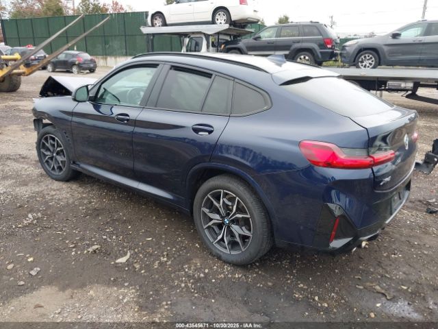 2022 BMW X4 5UX33DT0XN9L62457 Photo 2
