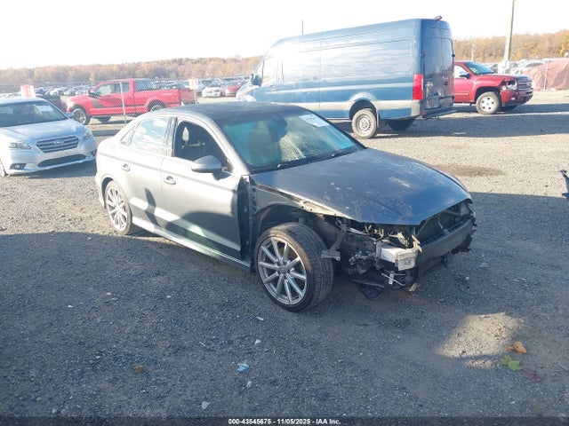 2015 AUDI A3 WAUKFGFF6F1096597 Photo 0