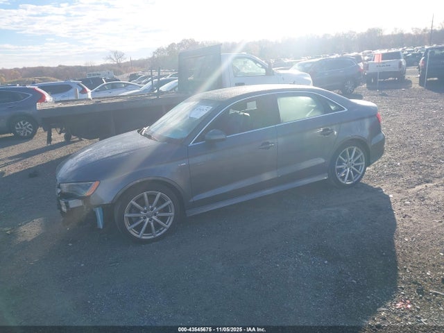 2015 AUDI A3 WAUKFGFF6F1096597 Photo 1