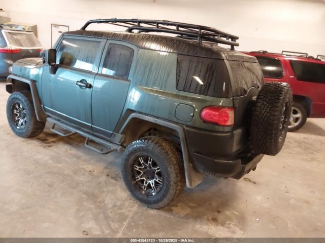 2007 TOYOTA FJ CRUISER JTEBU11F870040144 Photo 2