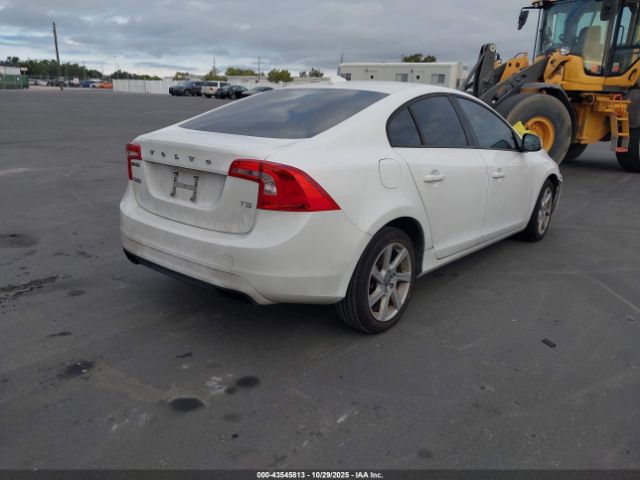 2014 VOLVO S60 YV1612FS0E2296834 Photo 3