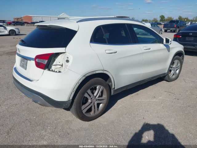 2017 MERCEDES-BENZ GLA 250 WDCTG4EB1HJ330868 Photo 3