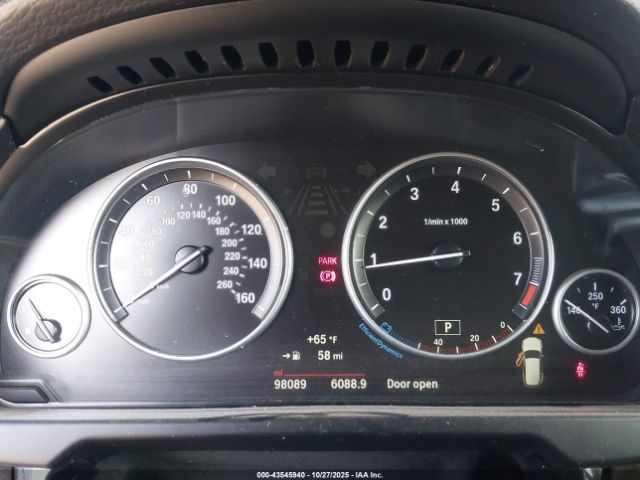 2018 BMW X5 5UXKR2C50J0Z20471 Photo 6