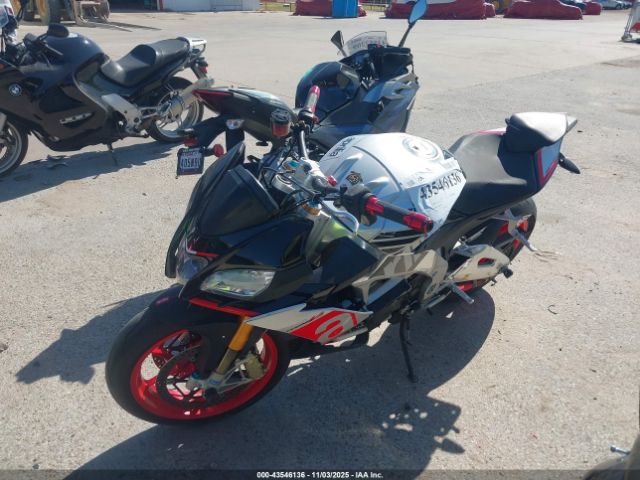 2016 APRILIA TUONO ZD4TYUA08GS000486 Photo 1