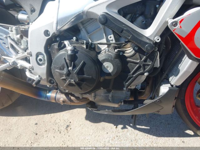 2016 APRILIA TUONO ZD4TYUA08GS000486 Photo 7
