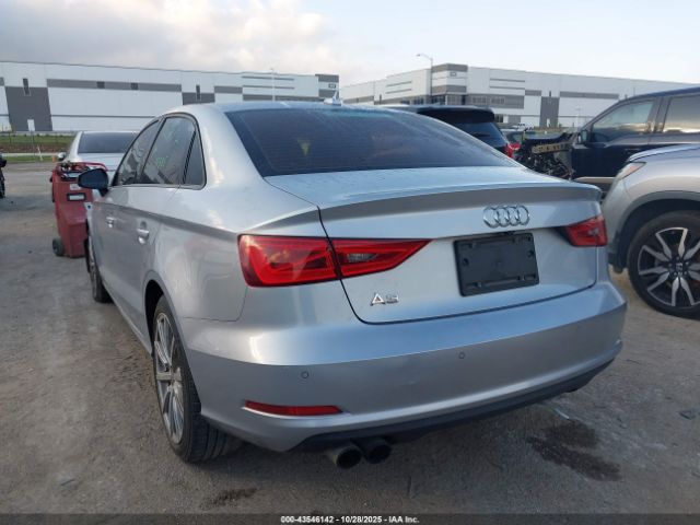 2016 AUDI A3 WAUA7GFF9G1052992 Photo 2