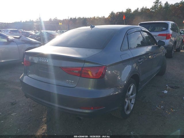 2016 AUDI A3 WAUB8GFF1G1040532 Photo 3