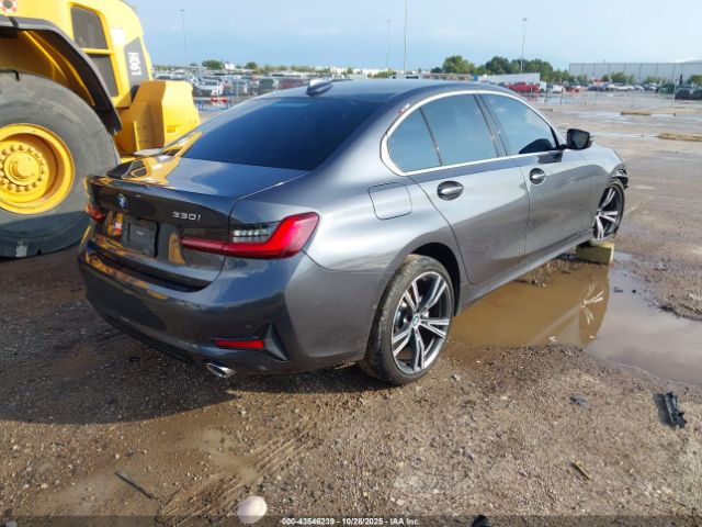 2022 BMW 330I 3MW5R1J03N8C39777 Photo 3