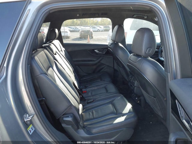 2017 AUDI Q7 WA1LAAF70HD029923 Photo 7