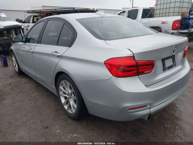 2017 BMW 320I WBA8E1G37HNU15659 Photo 2