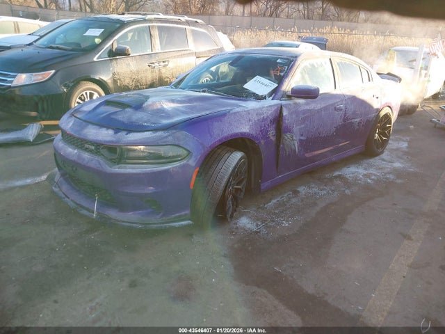 2C3CDXGJ2KH531017 Dodge Charger Scat Pack Rwd